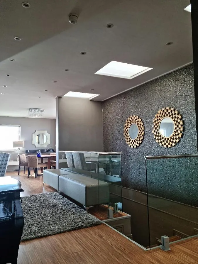 Apartment Manhattan By Smart City Stays Cape Town